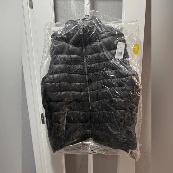 NWT Kenneth Cole Hooded Front Zip Puffer Jacket - Picture 13 of 16